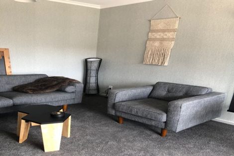 Photo of property in 12 Scott Street, Moturoa, New Plymouth, 4310