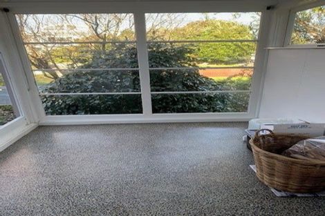 Photo of property in 21 Percival Road, Paraparaumu Beach, Paraparaumu, 5032