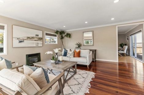 Photo of property in 65 Seacliffe Avenue, Belmont, Auckland, 0622