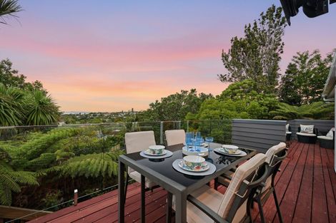 Photo of property in 34 Montclair Rise, Browns Bay, Auckland, 0630