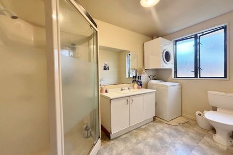 Photo of property in 61a Centennial Avenue, Riccarton, Christchurch, 8041