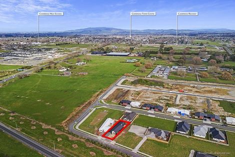 Photo of property in 22 Oneone Street, Cambridge, 3493