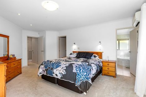 Photo of property in 1 Santa Cruz Drive, Papamoa Beach, Papamoa, 3118