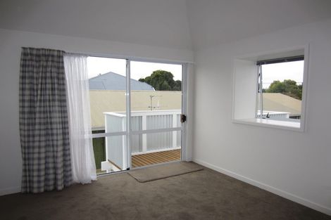 Photo of property in 2/511 Durham Street North, St Albans, Christchurch, 8014