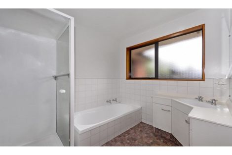 Photo of property in 30 Jennifer Street, Bryndwr, Christchurch, 8053