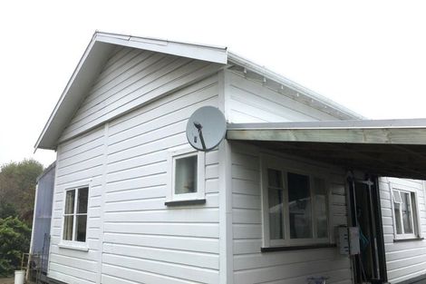 Photo of property in 15 Atkinson Street, Woodville, 4920