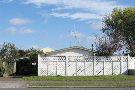 Photo of property in 12c Hartford Avenue, Papamoa Beach, Papamoa, 3118