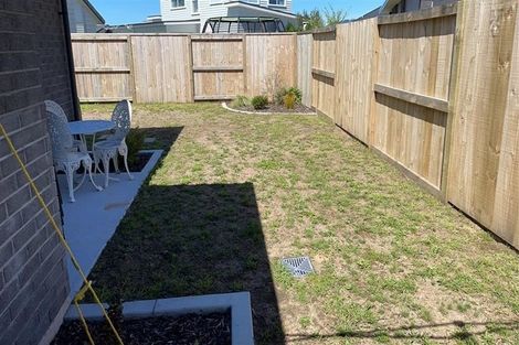 Photo of property in 20 Kotiate Street, Papamoa Beach, Papamoa, 3118