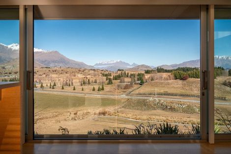 Photo of property in 14 Advance Terrace, Arrowtown, 9302