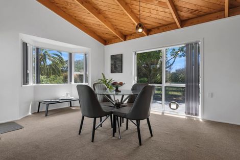Photo of property in 53a Kitchener Road, Waiuku, 2123