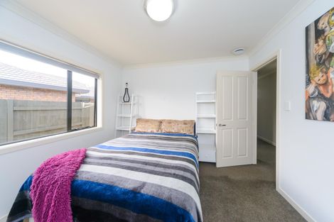 Photo of property in 46 Peter Hall Drive, Kelvin Grove, Palmerston North, 4414