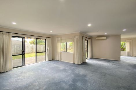 Photo of property in 23 Dairyland Drive, East Tamaki Heights, Auckland, 2016