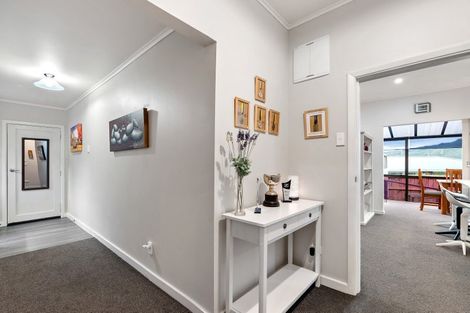 Photo of property in 72 Moeraki Road, Maoribank, Upper Hutt, 5018