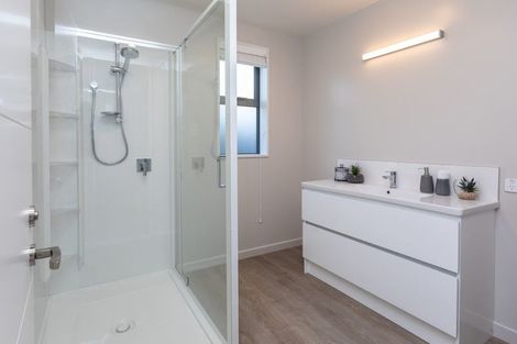 Photo of property in 20 Lussa Close, Broomfield, Christchurch, 8042