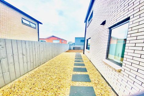 Photo of property in 40 Samuel Marsden Place, Whenuapai, 0618