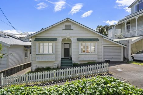 Photo of property in 9 Huia Street, Devonport, Auckland, 0624