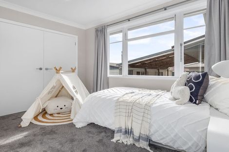 Photo of property in 11 Read Street, Levin, 5510