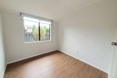 Photo of property in 488 Swanson Road, Ranui, Auckland, 0612