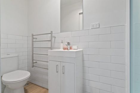 Photo of property in 11 Sagar Lane, Wiri, Auckland, 2104