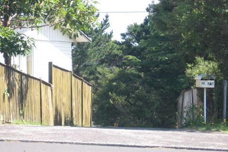 Photo of property in 1/75 Manuka Road, Bayview, Auckland, 0629