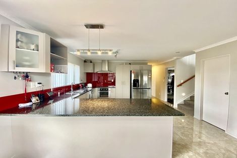 Photo of property in 92a Hillside Road, Papatoetoe, Auckland, 2025