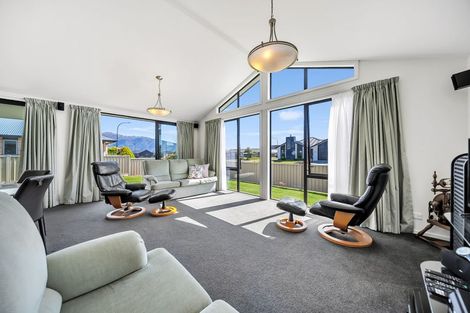 Photo of property in 105 Howden Street, Te Anau, 9600