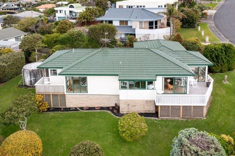 Photo of property in 1 Castaway Place, Gulf Harbour, Whangaparaoa, 0930