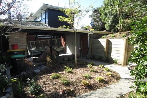 Photo of property in 100 Palatine Terrace, Saint Martins, Christchurch, 8022