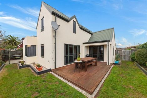 Photo of property in 232 Waimairi Road, Ilam, Christchurch, 8041
