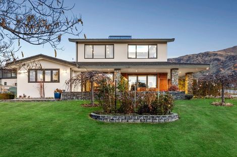 Photo of property in 29 Kelliher Drive, Wanaka, 9305