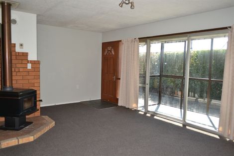 Photo of property in 35 Gibbs Drive, Woodend, 7610