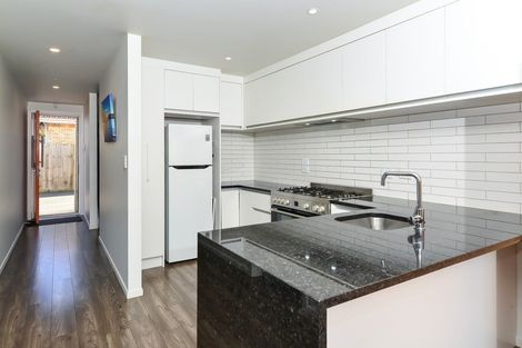 Photo of property in 39u3 Norton Road, Frankton, Hamilton, 3204