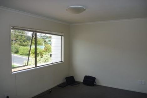 Photo of property in 57 Tiri Tiri Road, Birkdale, Auckland, 0626