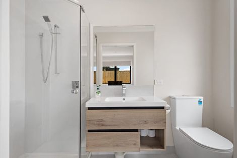 Photo of property in 2u2 Grange Avenue, Nawton, Hamilton, 3200