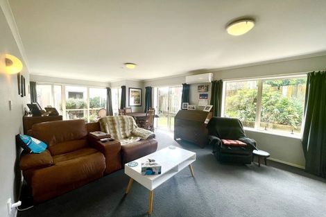 Photo of property in 2/28 Third Avenue, Tauranga, 3110