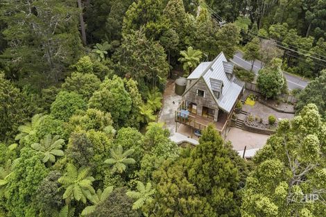 Photo of property in 242 Forest Hill Road, Waiatarua, Auckland, 0612
