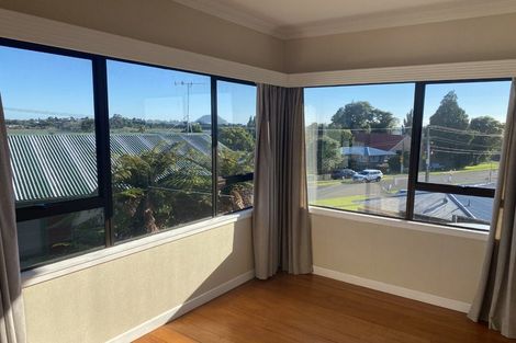 Photo of property in 10b Sutherland Road, Brookfield, Tauranga, 3110