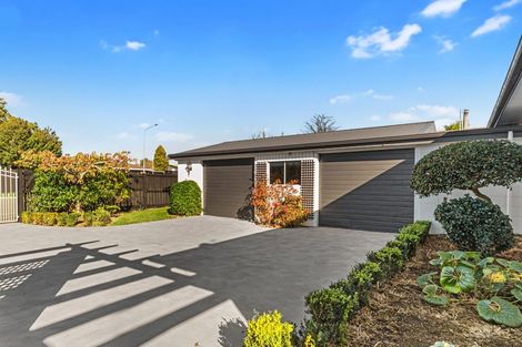 Photo of property in 12 Petries Road, Woodend, 7610