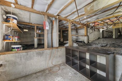 Photo of property in 9 Anson Place, Westown, New Plymouth, 4310