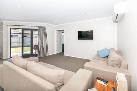 Photo of property in 115 Saint James Drive, Huntington, Hamilton, 3210