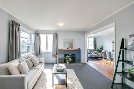 Photo of property in 44 Meeanee Road, Taradale, Napier, 4112