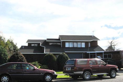 Photo of property in 2 Easton Way, Levin, 5510