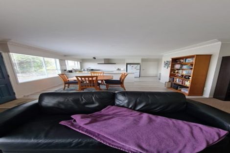 Photo of property in 4202a/2 Great North Road, Glendene, Auckland, 0602