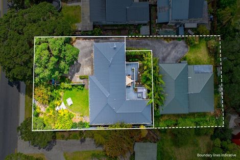 Photo of property in 1/73 Birkdale Road, Birkdale, Auckland, 0626