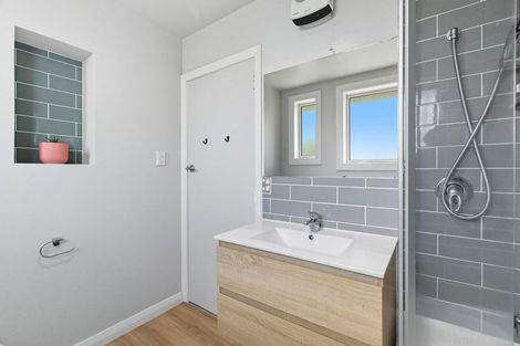 Photo of property in 6 Roswell Place, Islington, Christchurch, 8042