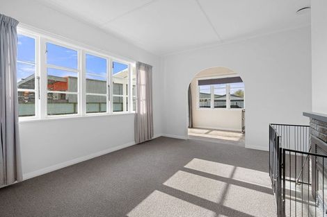 Photo of property in 10 Mcgregor Crescent, Masterton, 5810