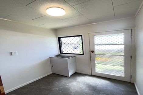 Photo of property in 6 Topaz Place, Wiri, Auckland, 2104