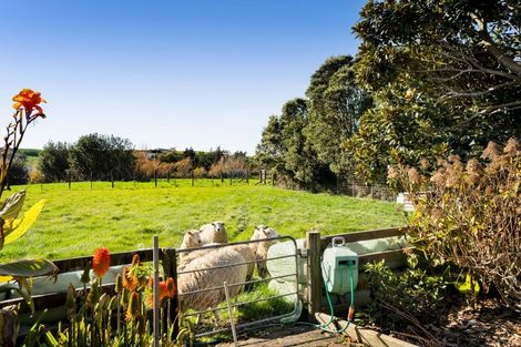 Photo of property in 97 Manutahi Road, Tarurutangi, New Plymouth, 4372