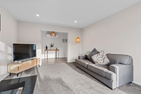 Photo of property in 64 Heathfield Drive, Mosgiel, 9024