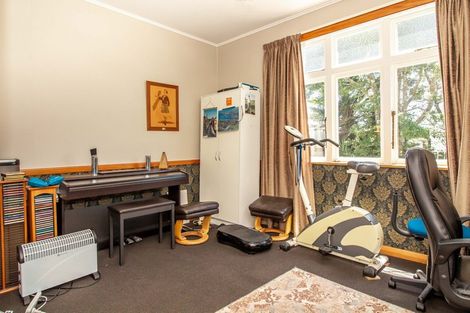 Photo of property in 126 Queen Street, Westport, 7825